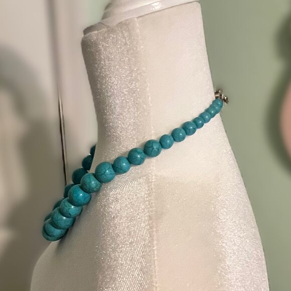 Chunky Turquoise Beaded Necklace - Picture 2 of 3